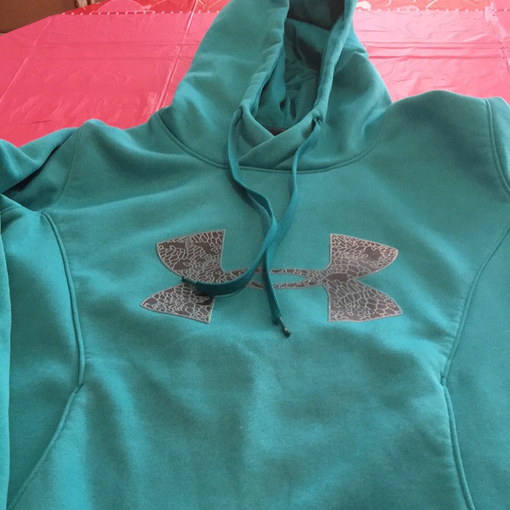 Women’s hoodie